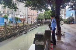 雨水管流出白水！東莞市萬(wàn)江查處一清洗廢水外排企業(yè)